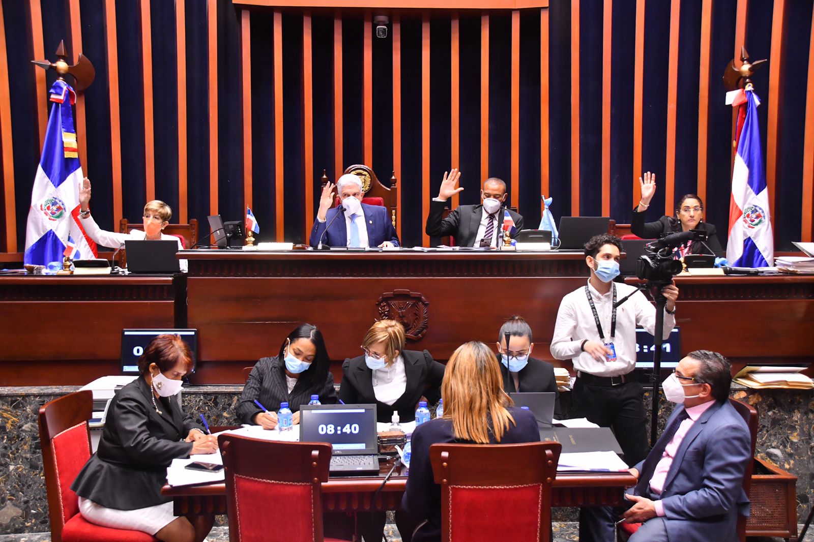 Senado envía a Comisión de Hacienda el proyecto que establece tasa cero ...