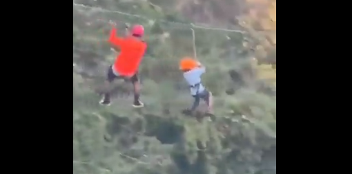 (Video) Niño cae al vacío desde una tirolesa a 12 metros de altura en ...